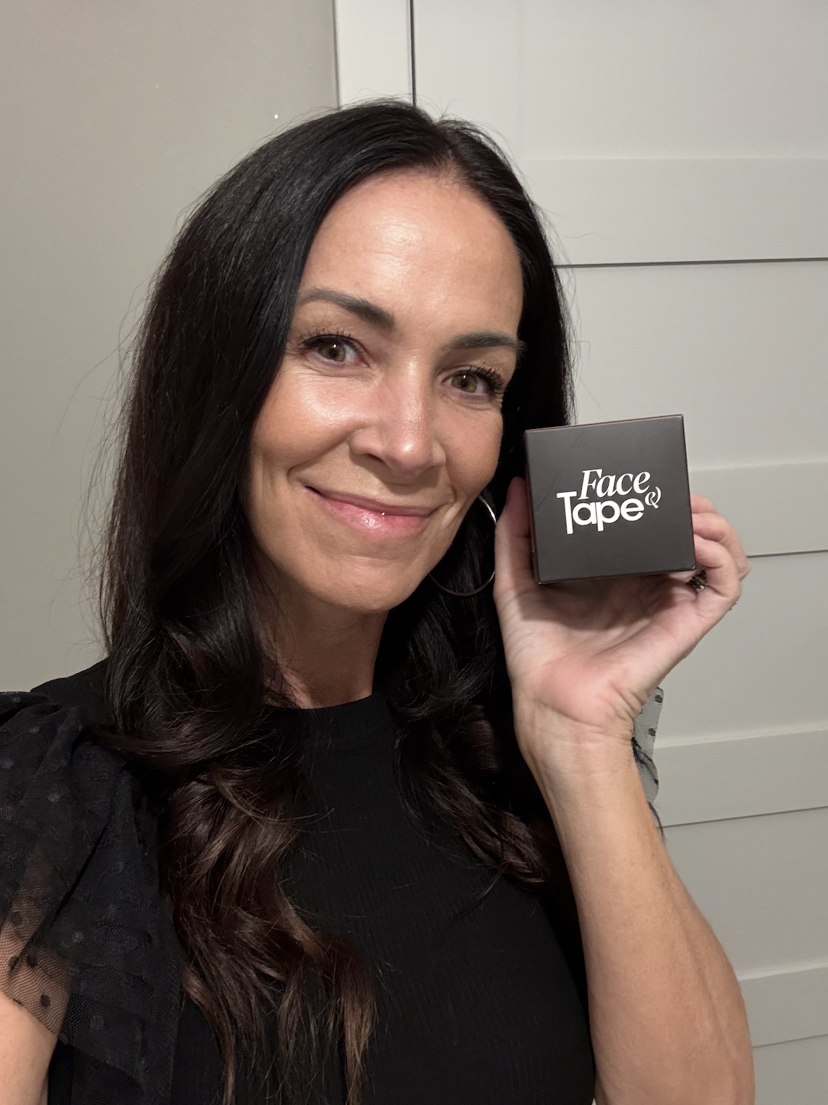 It Helps Reduce Fine Lines While You Sleep